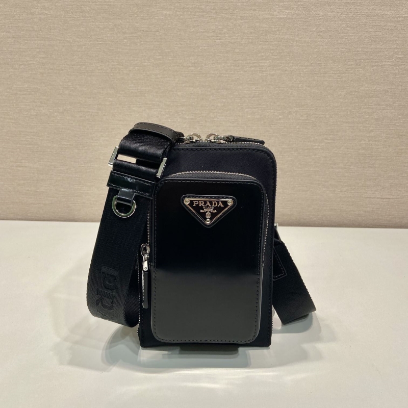 Pra*a waist & chest packs